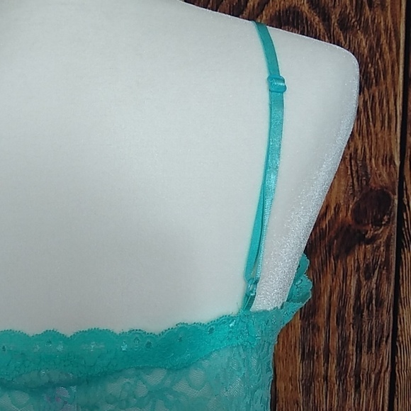 BE Wicked Blue / Green Lace Slip / Teddy Size Large - Picture 4 of 8